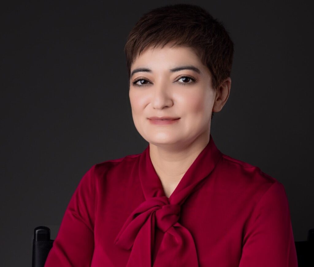 Amnah Ajmal Launches SheKnows – a Global Platform Connecting Women Leaders